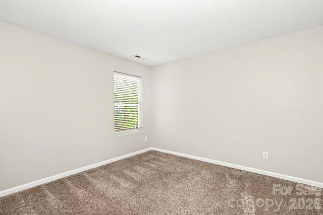 3219 Decapolis Drive, Charlotte, NC 28215