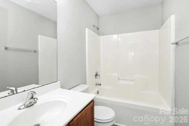 3219 Decapolis Drive, Charlotte, NC 28215