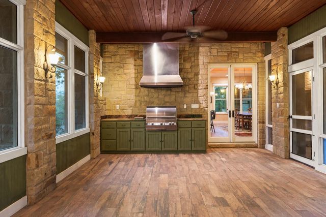 23426 Oscar RD, Spicewood, TX 78669