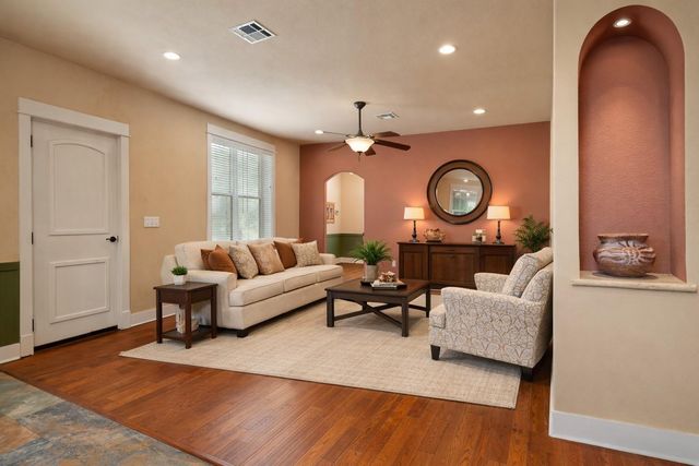 23426 Oscar RD, Spicewood, TX 78669