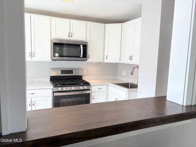 67 Harris Avenue, Albany, NY 12208