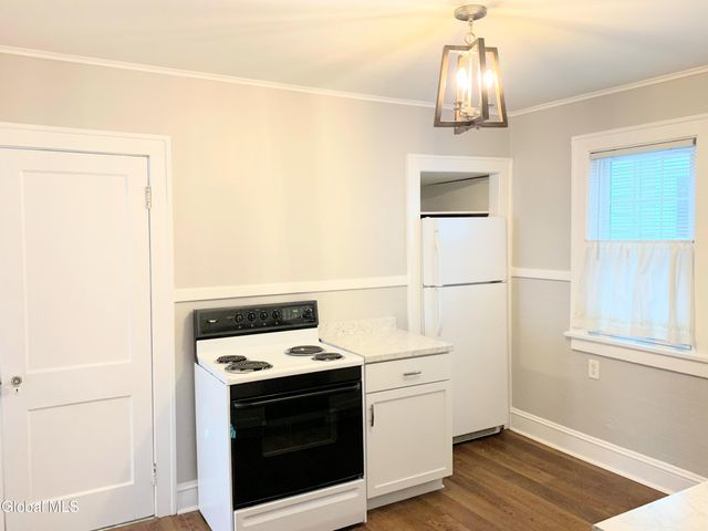 67 Harris Avenue, Albany, NY 12208