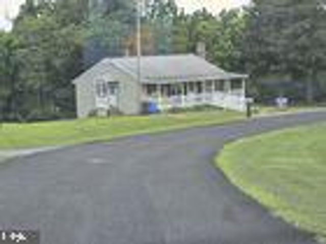 39 LAKEVIEW TER, Hanover, PA 17331