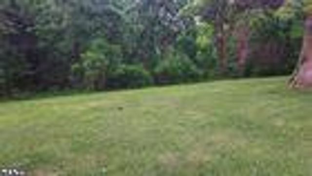 39 LAKEVIEW TER, Hanover, PA 17331