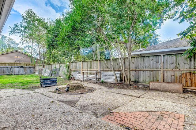5519 Burlinghall Drive, Houston, TX 77035