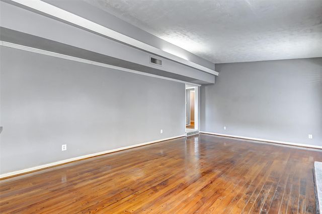 5519 Burlinghall Drive, Houston, TX 77035