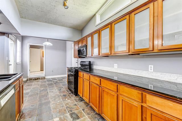 5519 Burlinghall Drive, Houston, TX 77035