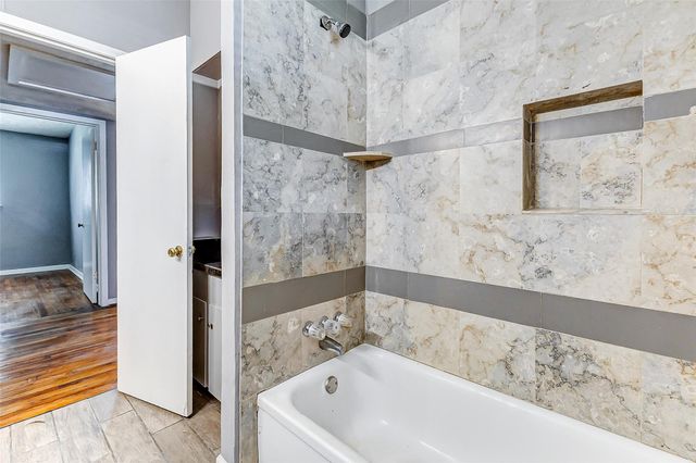 5519 Burlinghall Drive, Houston, TX 77035