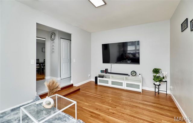 1350 Sandy Drive, Florissant, MO 63031