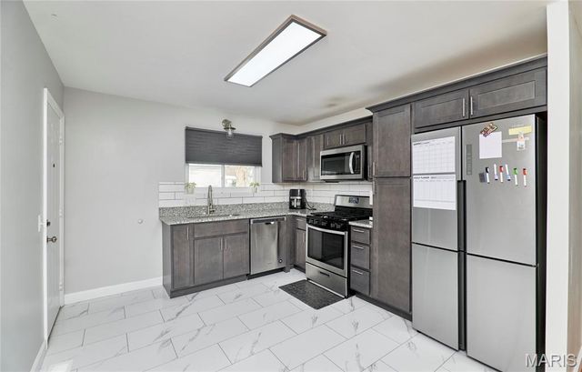 1350 Sandy Drive, Florissant, MO 63031