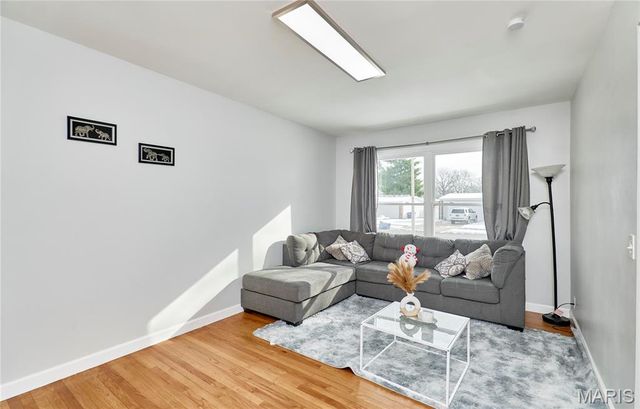 1350 Sandy Drive, Florissant, MO 63031