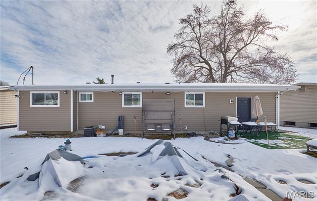 1350 Sandy Drive, Florissant, MO 63031