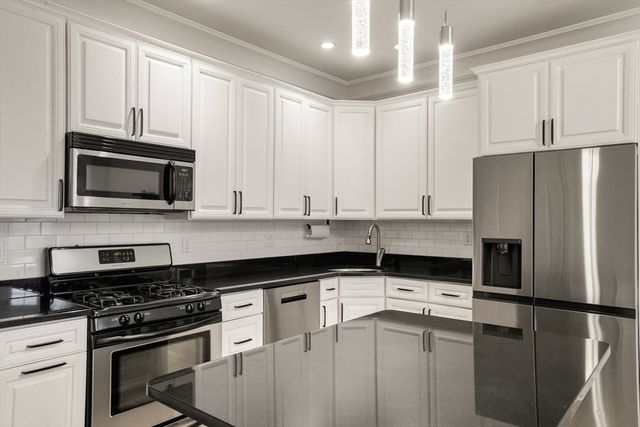 703 East 4th St 2, Boston, MA 02127