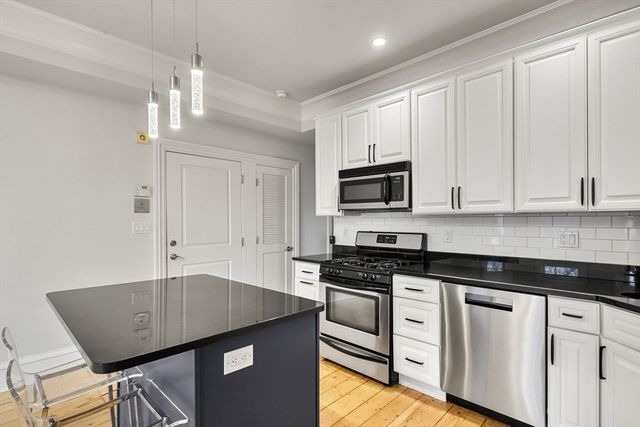 703 East 4th St 2, Boston, MA 02127