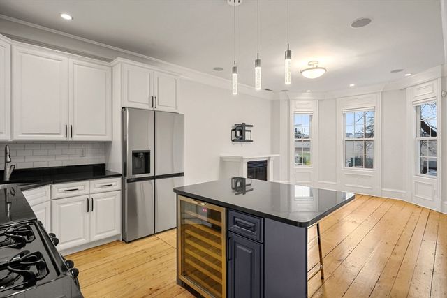 703 East 4th St 2, Boston, MA 02127