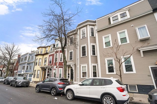703 East 4th St 2, Boston, MA 02127