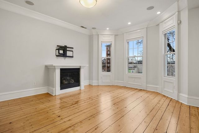 703 East 4th St 2, Boston, MA 02127