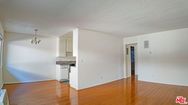 447 W Elk Avenue, Glendale, CA 91204