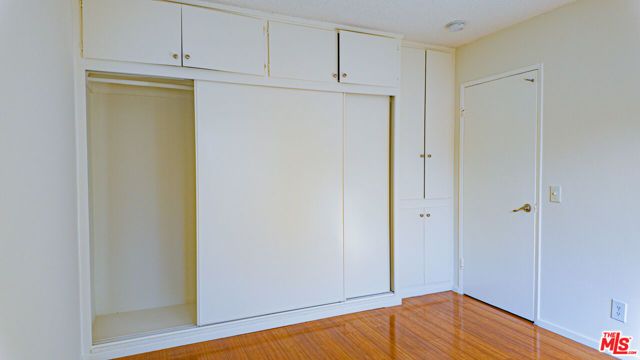 447 W Elk Avenue, Glendale, CA 91204