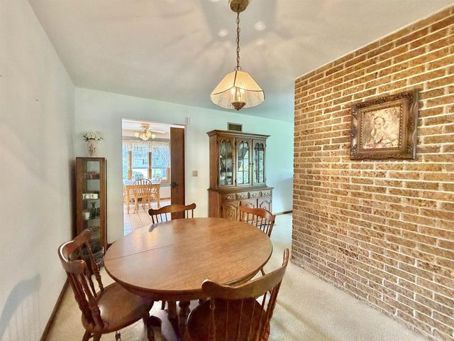 721 E Morning Glory Lane, Beloit, WI 53511