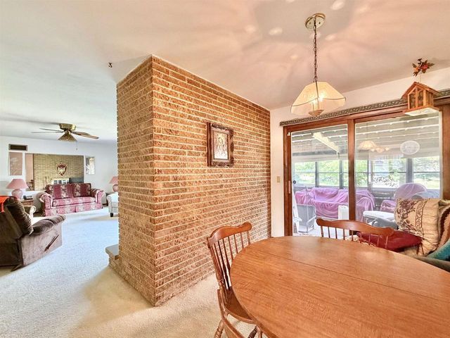721 E Morning Glory Lane, Beloit, WI 53511