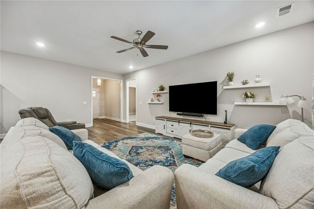 83 Sabinas Way, St Marys, GA 31558