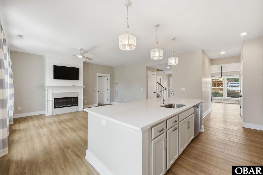 Image 14 of property listing at 609 Zen Lane, Kill Devil Hills, NC 27948