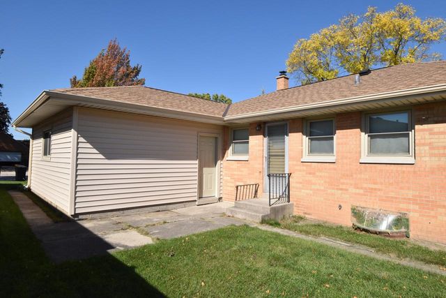 2710 S 72nd STREET, West Allis, WI 53219