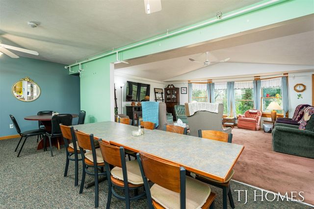 2895 M 79, Hastings, MI 49058