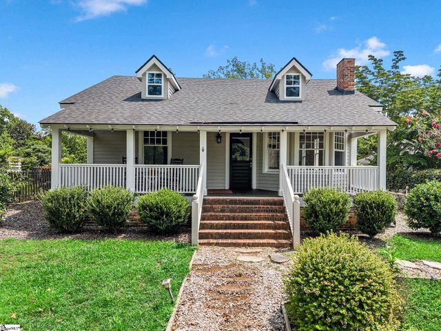 143 Broadway Avenue, Tryon, NC 28782