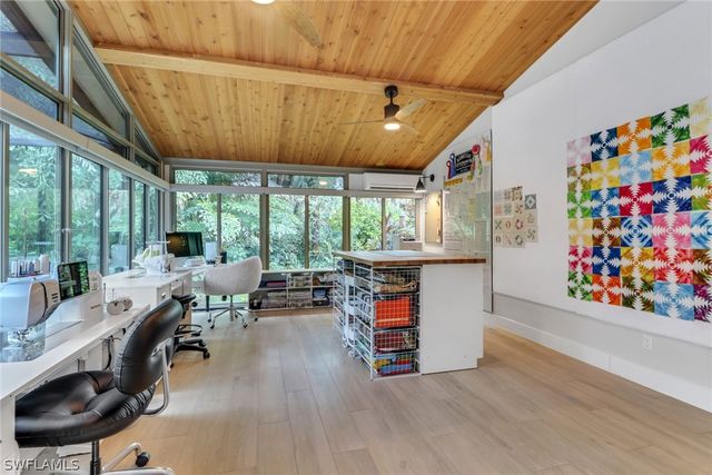 730 5th ST NW, Naples, FL 34120