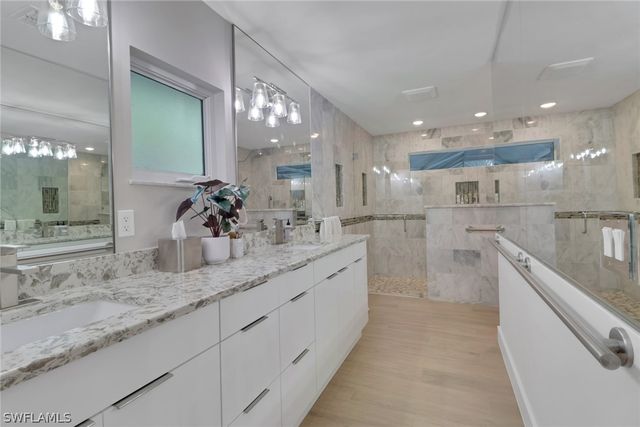 730 5th ST NW, Naples, FL 34120