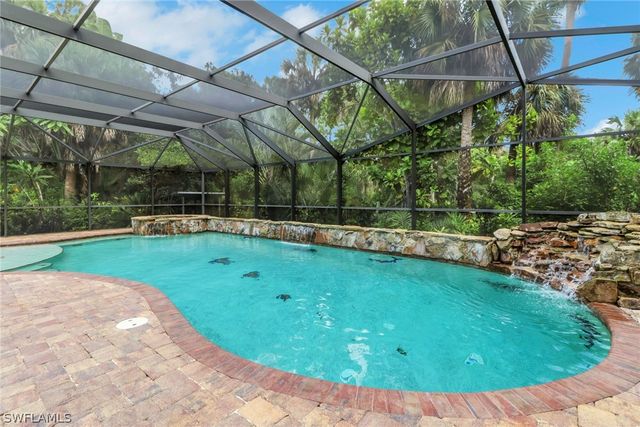 730 5th ST NW, Naples, FL 34120