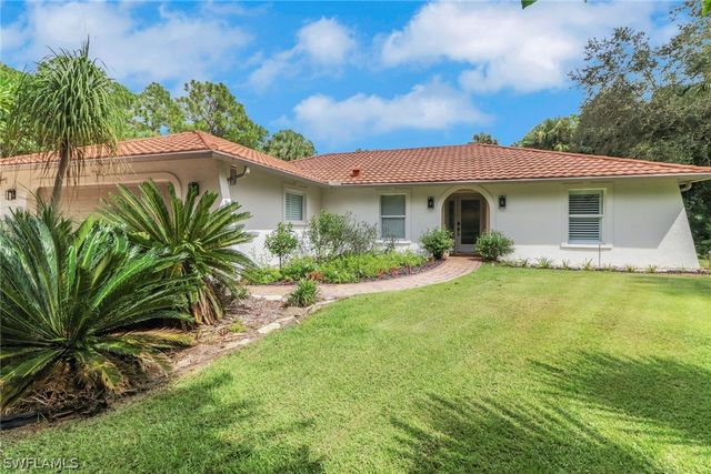730 5th ST NW, Naples, FL 34120