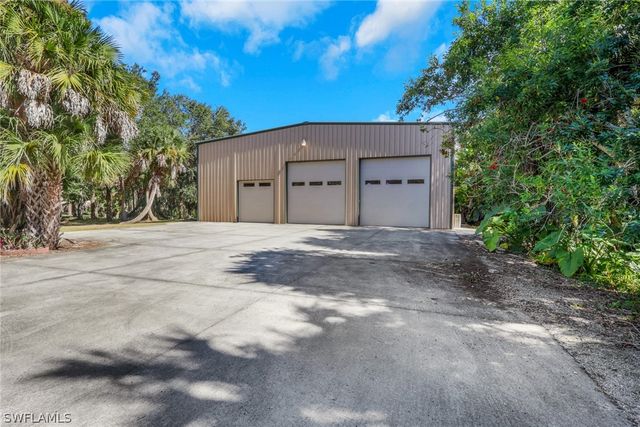 730 5th ST NW, Naples, FL 34120