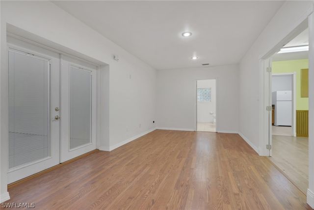 730 5th ST NW, Naples, FL 34120