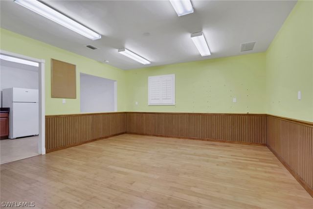 730 5th ST NW, Naples, FL 34120