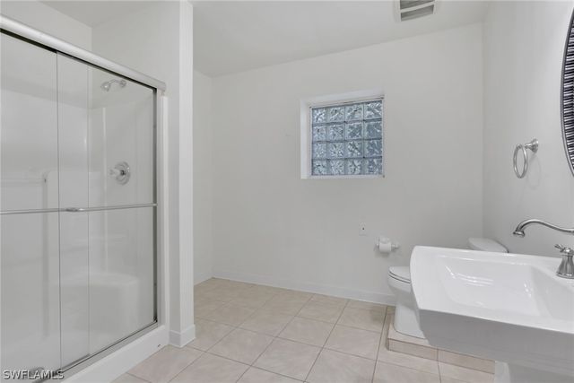 730 5th ST NW, Naples, FL 34120