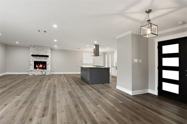 202 Brandywyne Drive, Friendswood, TX 77546