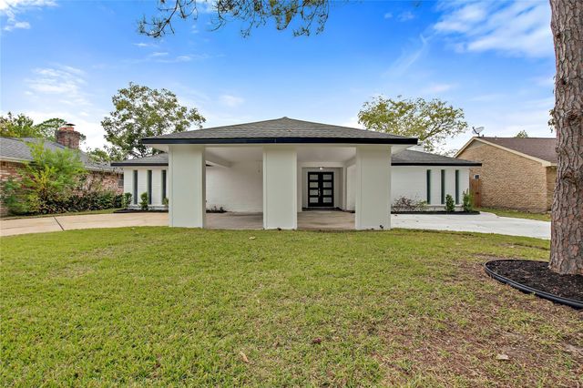 202 Brandywyne Drive, Friendswood, TX 77546