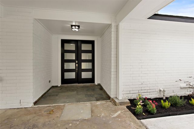 202 Brandywyne Drive, Friendswood, TX 77546