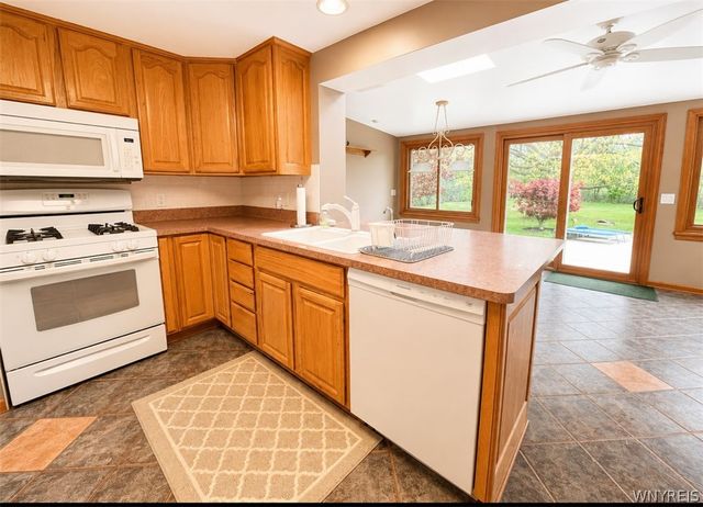 5459 Columbia Avenue, Hamburg, NY 14075