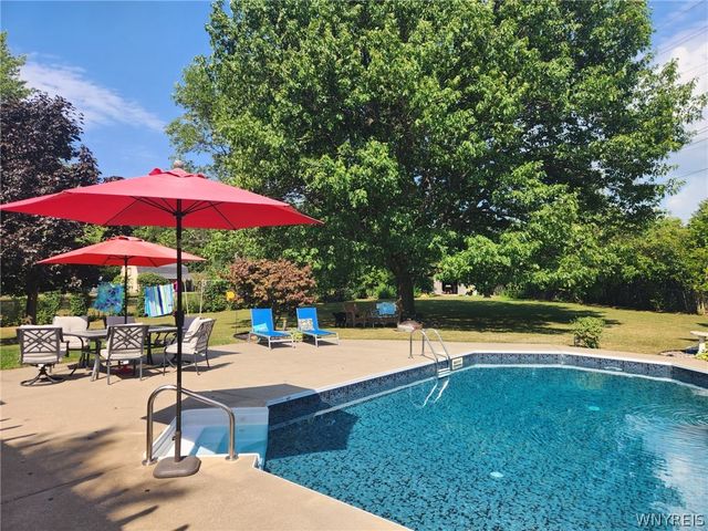 5459 Columbia Avenue, Hamburg, NY 14075