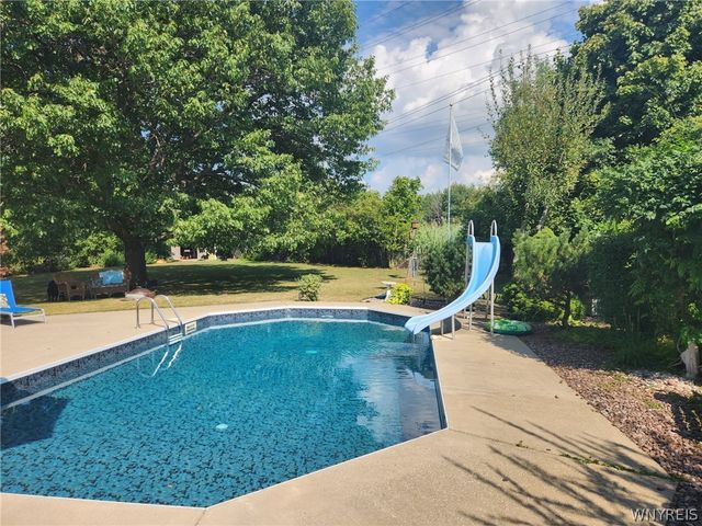 5459 Columbia Avenue, Hamburg, NY 14075