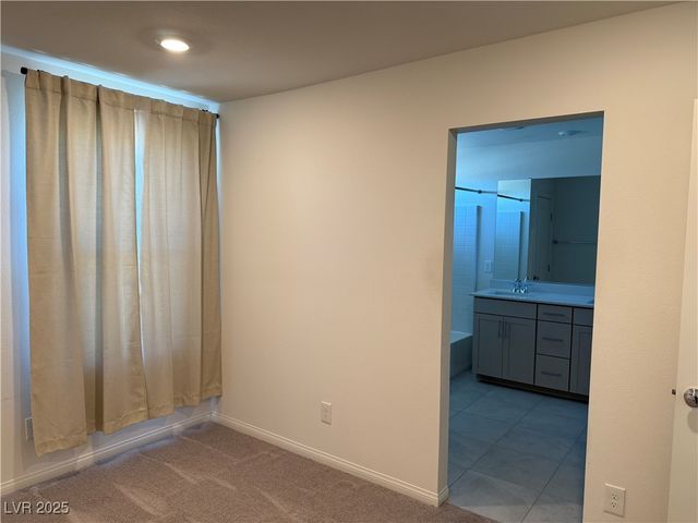 6929 Toll Mountain Street, North Las Vegas, NV 89086