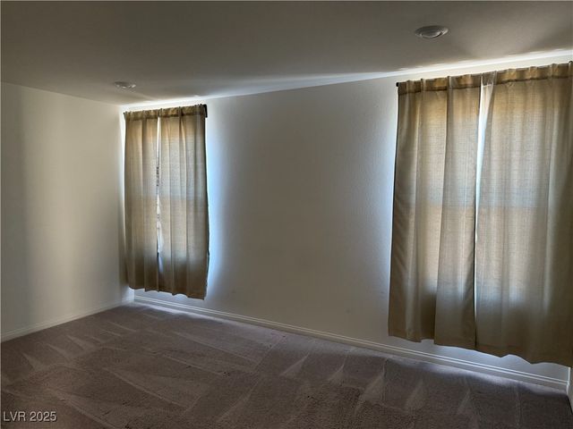 6929 Toll Mountain Street, North Las Vegas, NV 89086