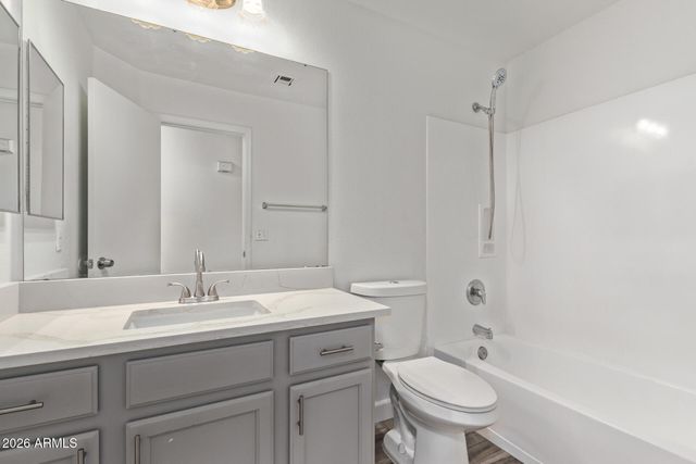 1077 W LAUREL Avenue, Gilbert, AZ 85233