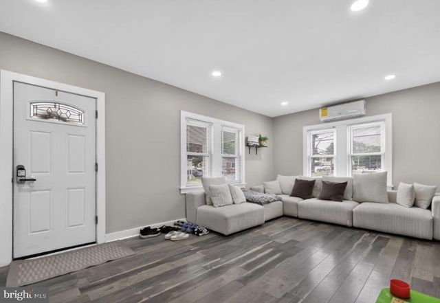 437 SHERIDAN AVE, Paulsboro, NJ 08066