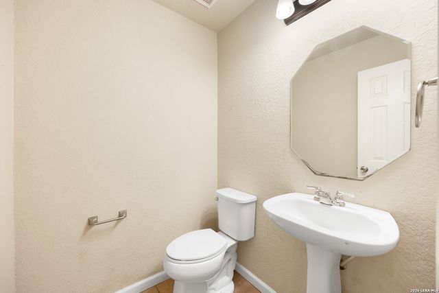 2116 Sinclair, New Braunfels, TX 78130