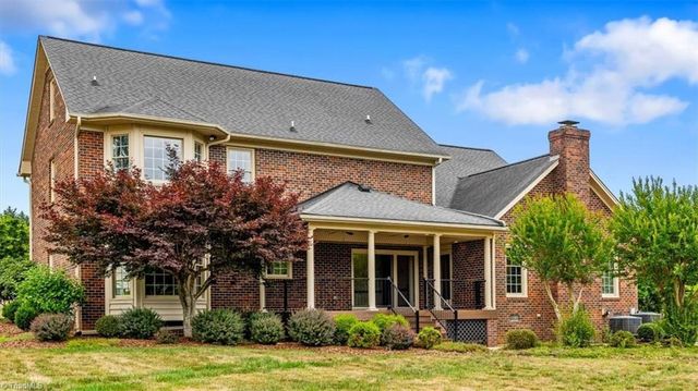 4002 Smithfield Drive, Greensboro, NC 27406